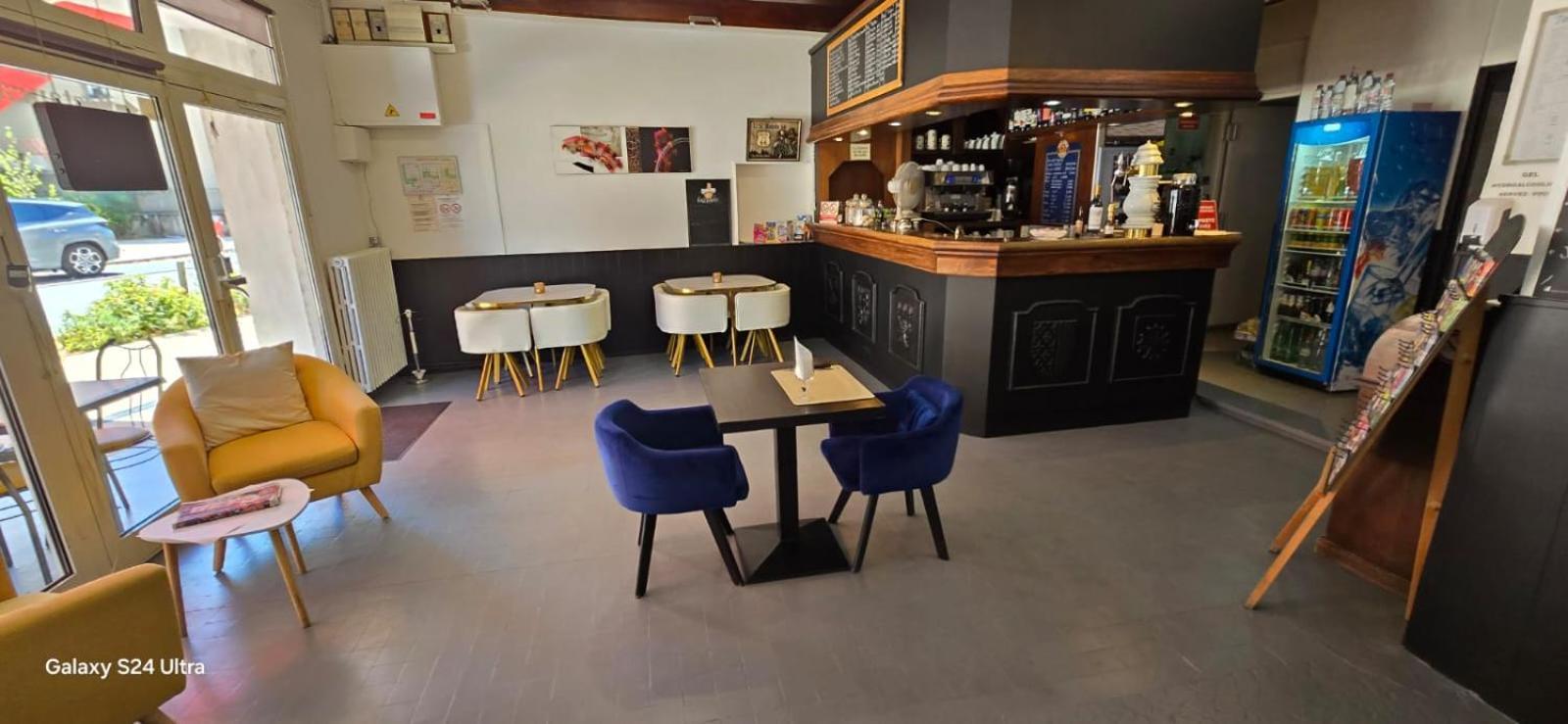 Hotel Restaurant Les Alizes Loriol Le Pouzin Eksteriør bilde