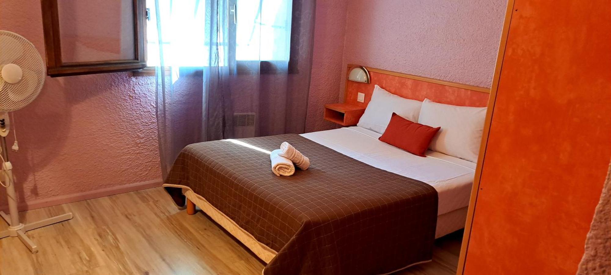 Hotel Restaurant Les Alizes Loriol Le Pouzin Eksteriør bilde
